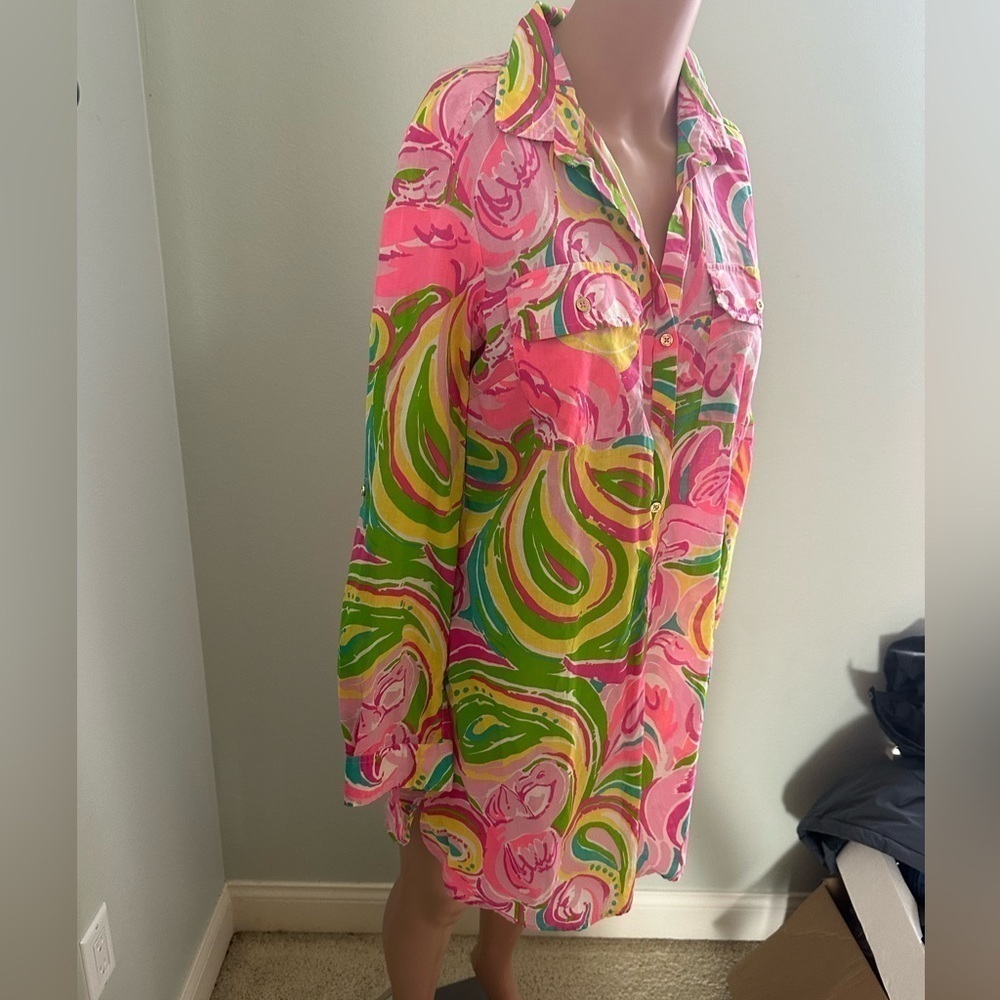 Lilly Pulitzer Captiva Tunic in All Nighter size sm. - Picture 7 of 7